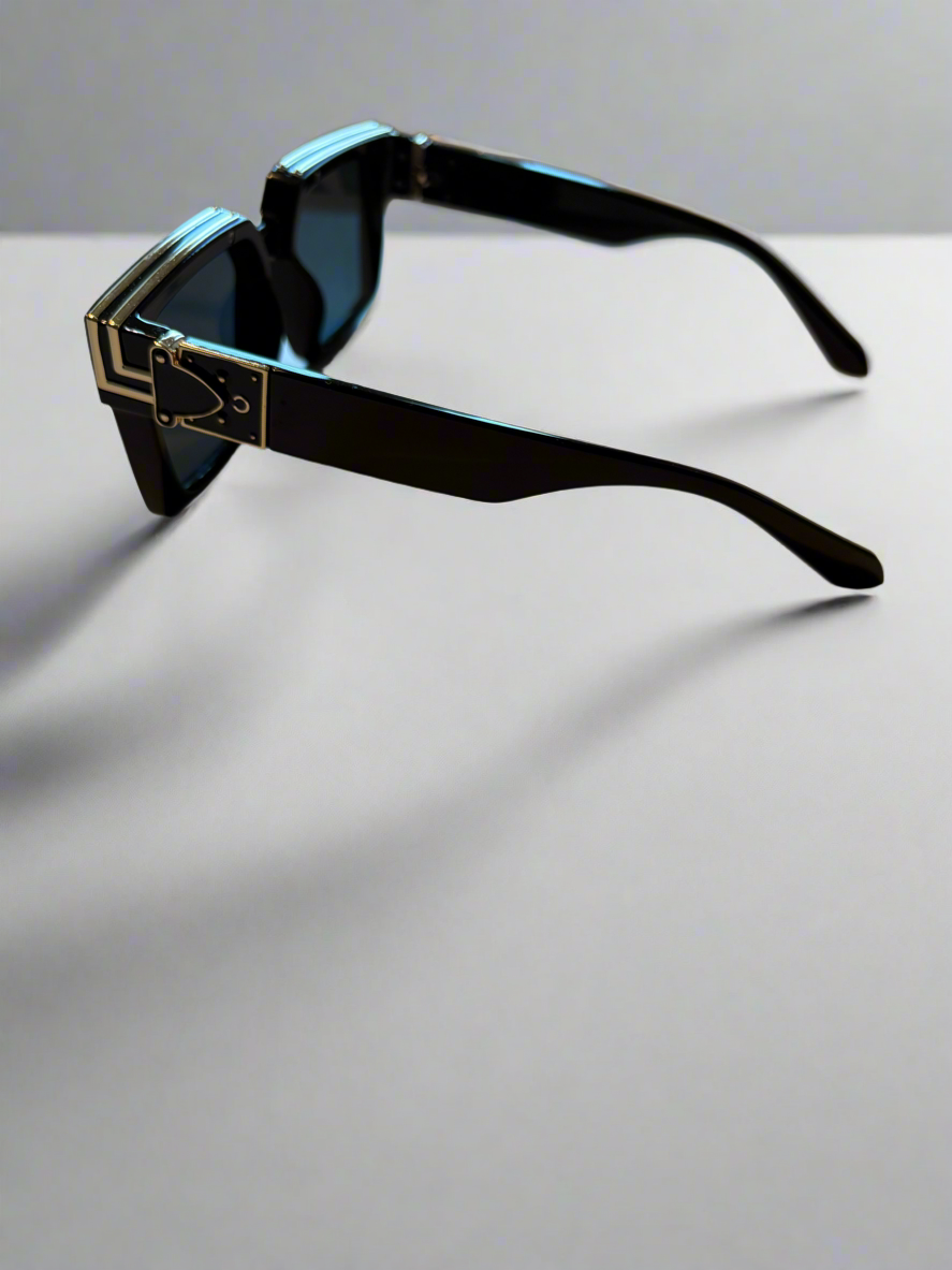 Square frame glasses