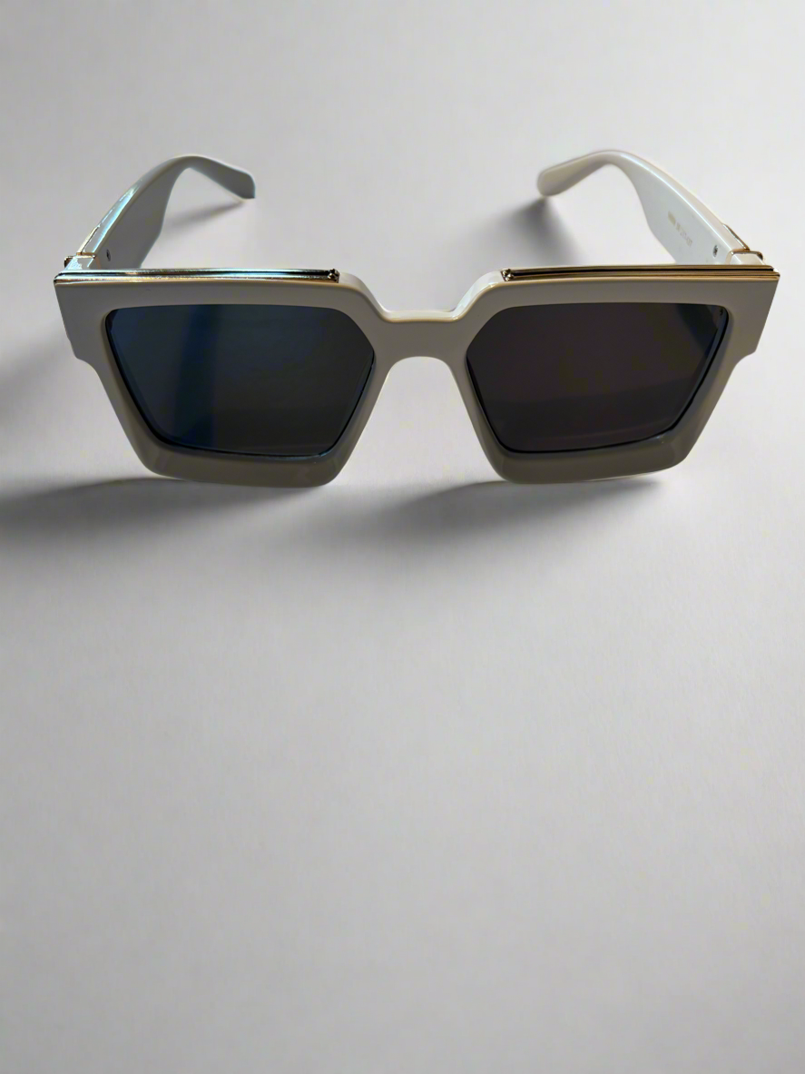 Square frame glasses