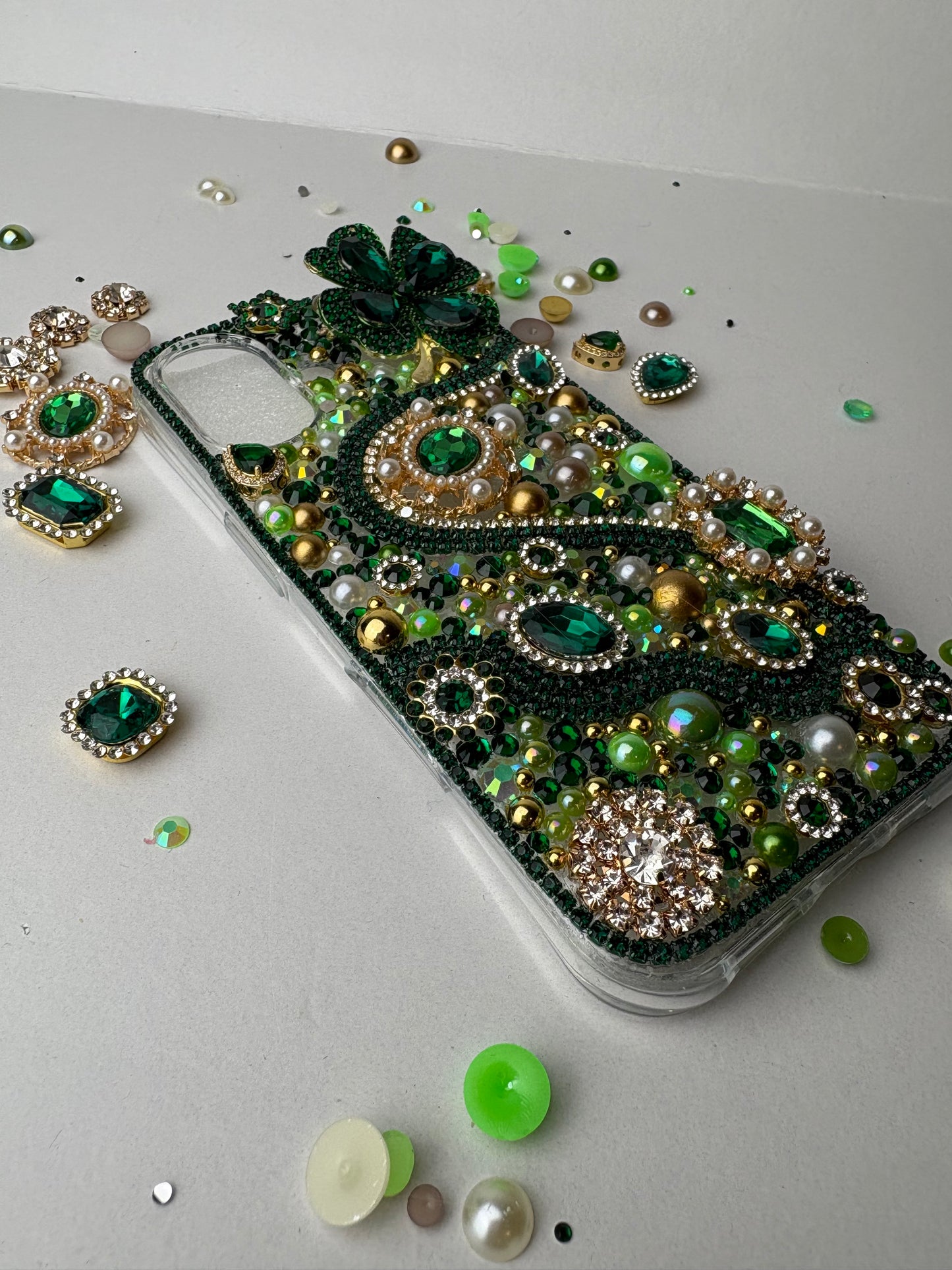 Emerald Green Rhinestone Phone Case – Luxury Lucky Clover St. Patrick’s Day Phone Case