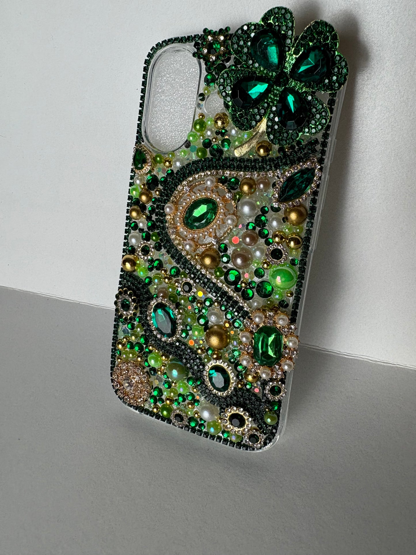 Emerald Green Rhinestone Phone Case – Luxury Lucky Clover St. Patrick’s Day Phone Case