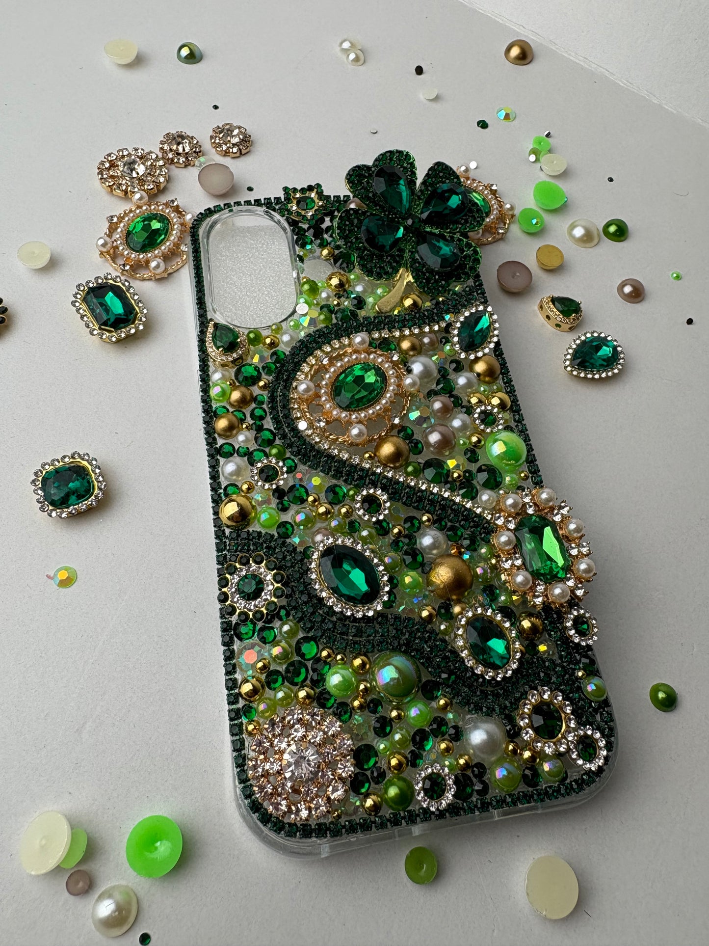 Emerald Green Rhinestone Phone Case – Luxury Lucky Clover St. Patrick’s Day Phone Case